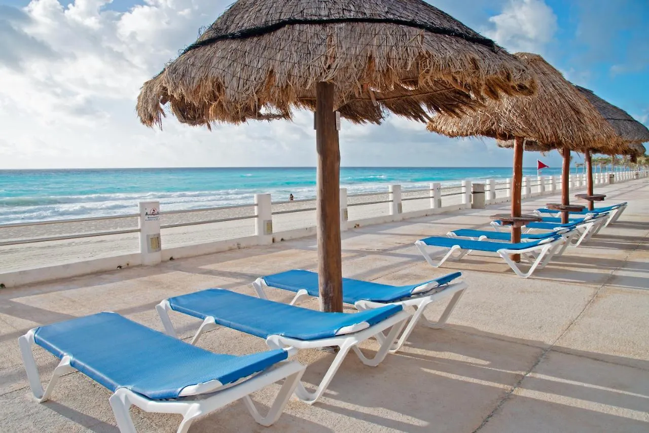 Oceanfront White Sand Beach Condo For Families Cancun